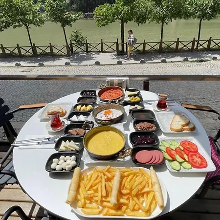 Jabal Motel 4*